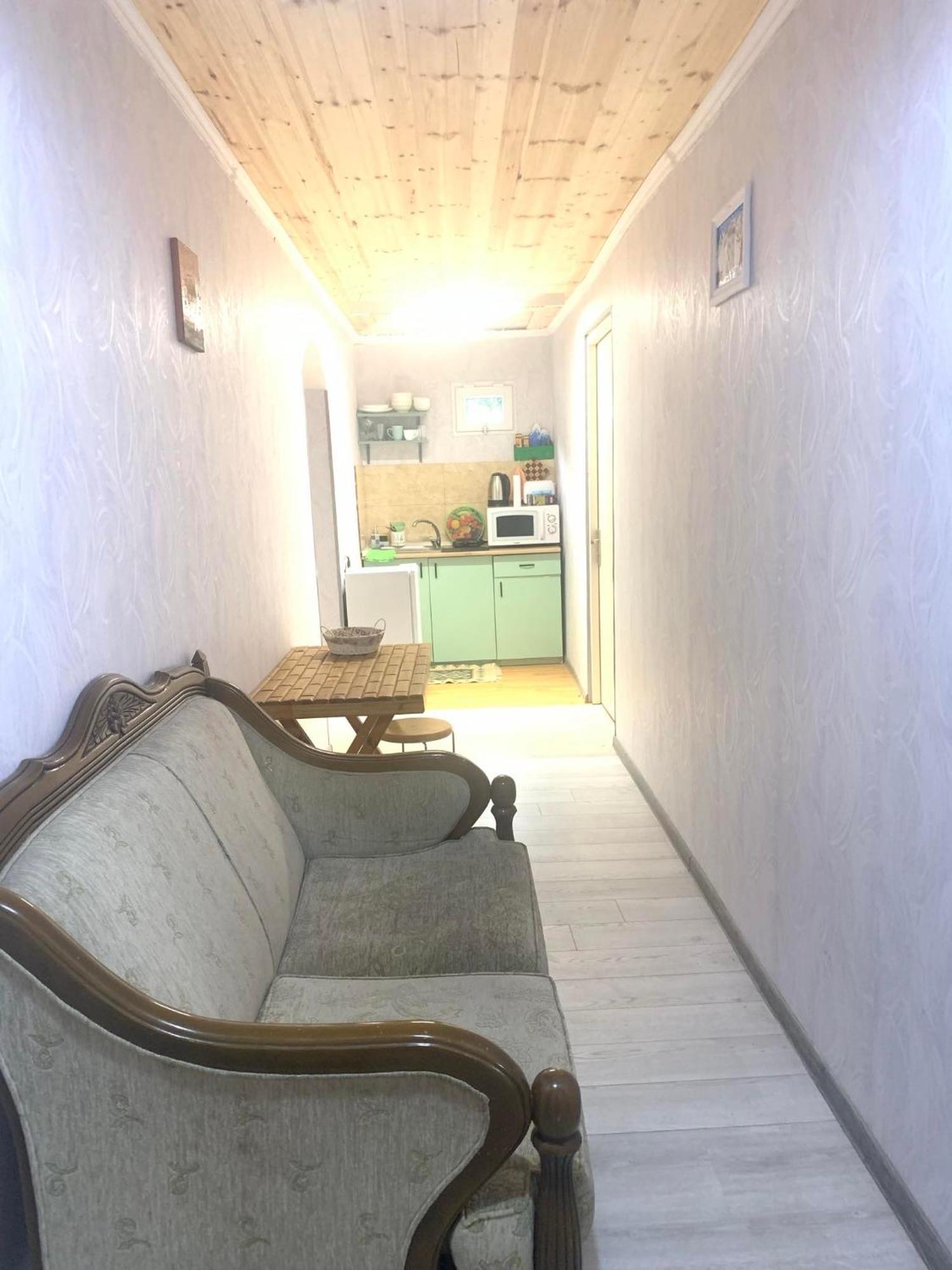Guesthouse Nene Местія Екстер'єр фото